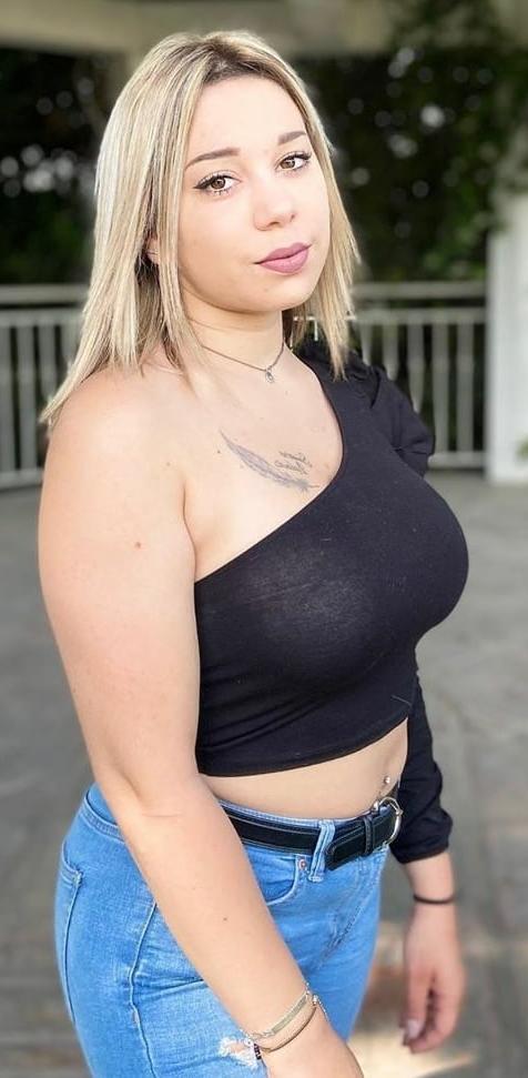25P Mathilde nice slut