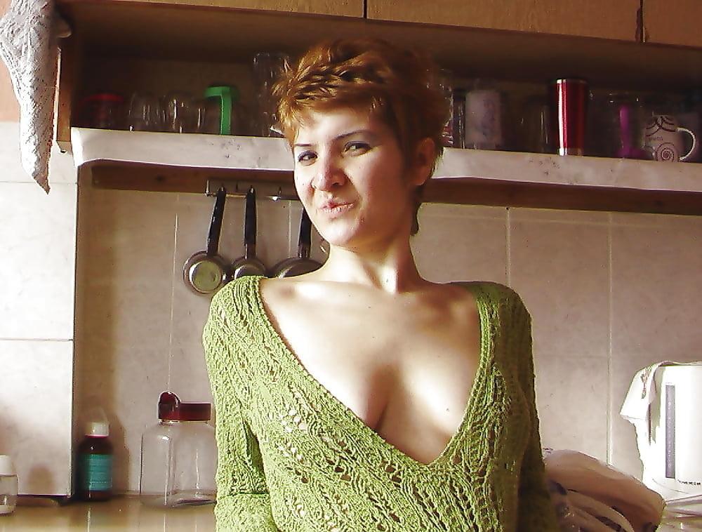 25P Turkish MILFS Mom Amateur Turkey 2