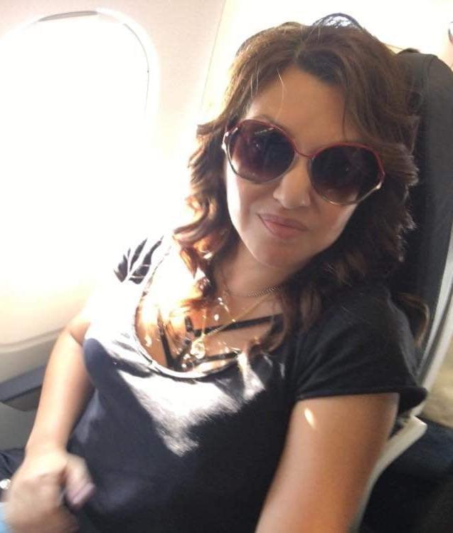 25P Greek milf