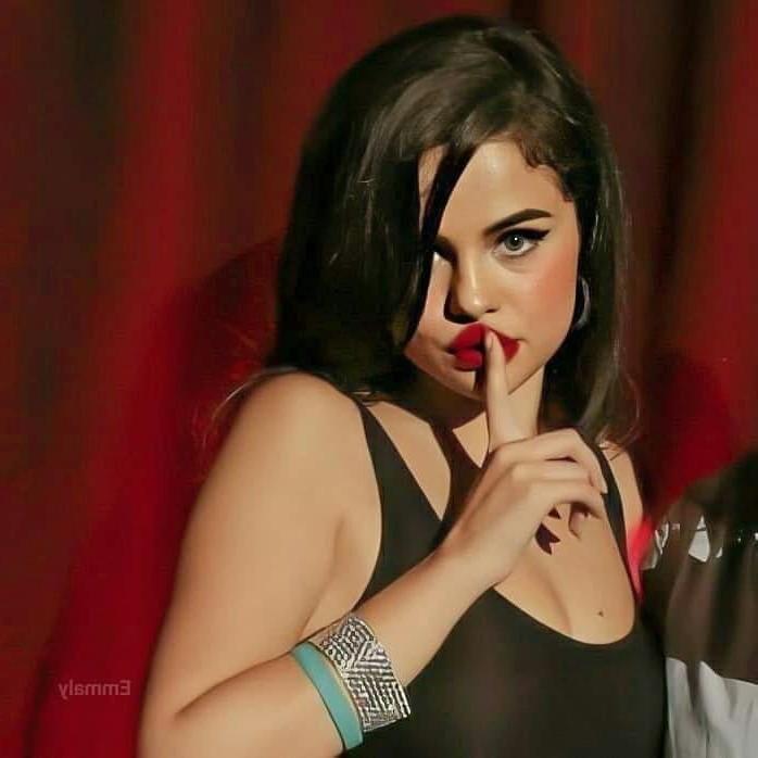 25P Sexy slut Selena Gomez 14