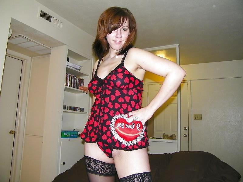 25P MILF WEARING STOCKINGS