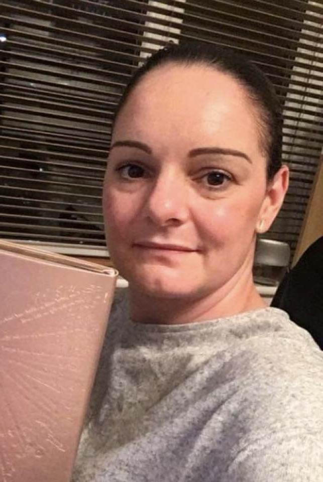 11P Gillian Jones worksop slut