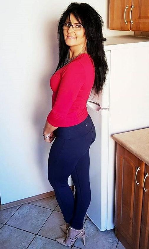 25P Anna milf