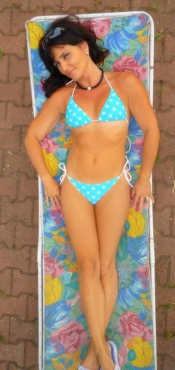 25P Anna milf