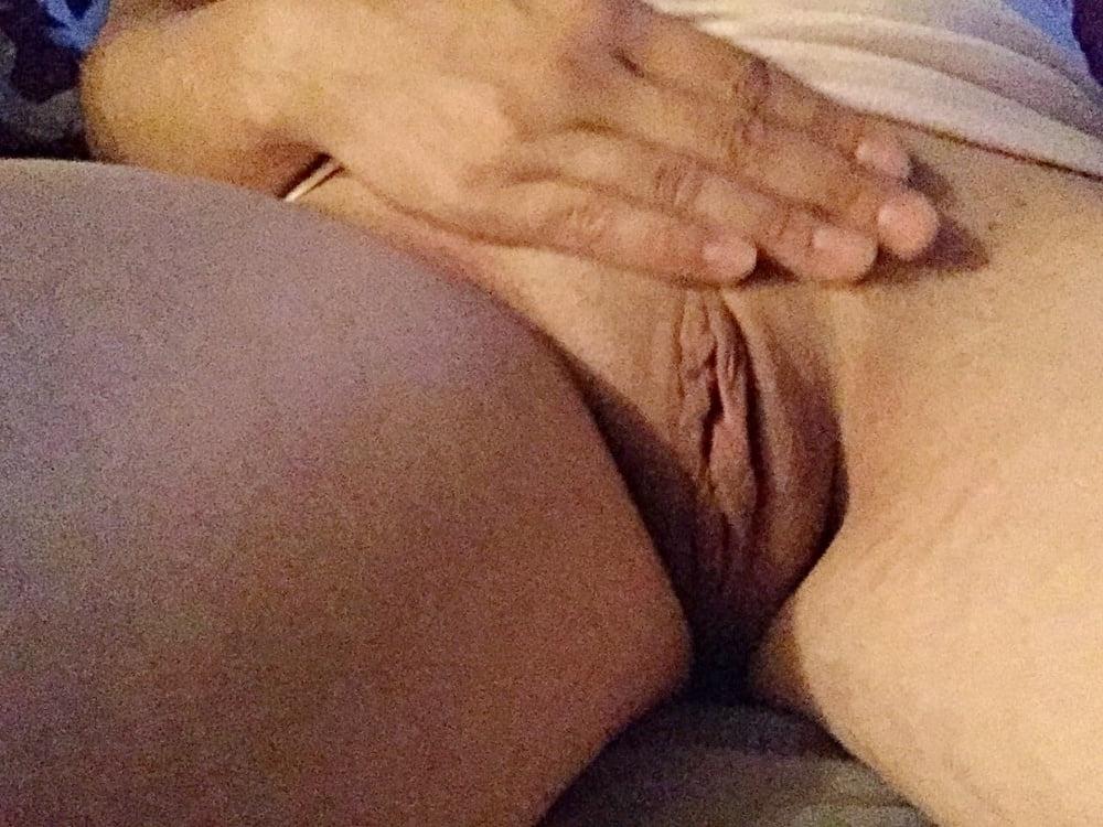 25P Slutty milf