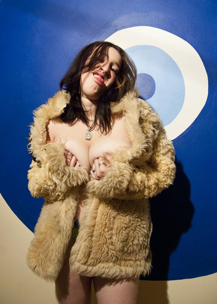25P Random jersey slut 1