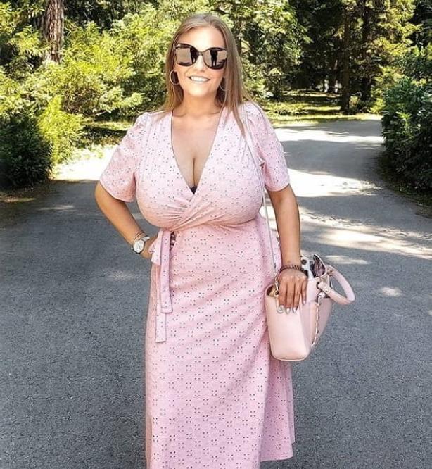 24P Beautiful and Busty MILFs  28