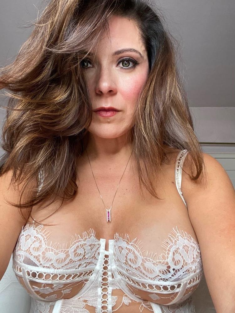 24P Milf Patricia
