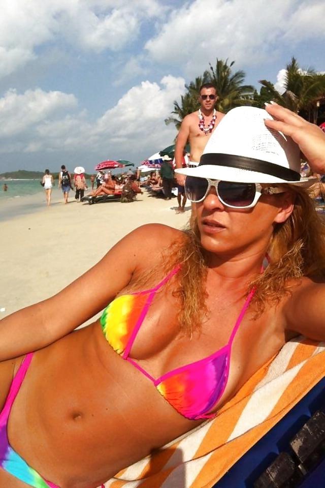 22P Russian MILFS Mom Amateur Old&amp;Young