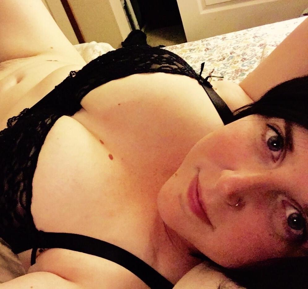 25P Sexy MILF's Big Tits