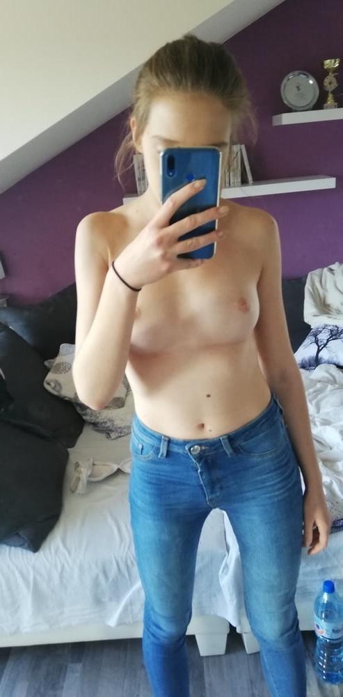 25P Delicious slut EXPOSED