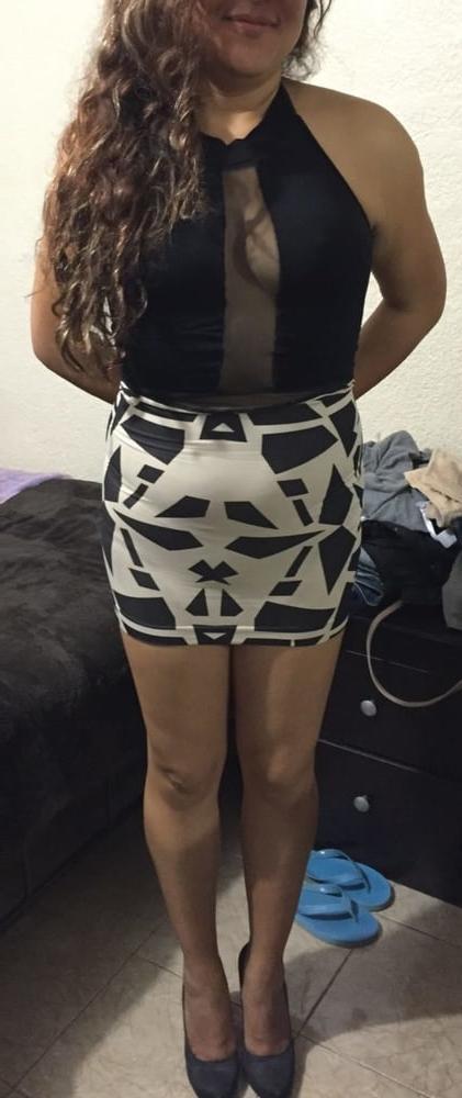 11P Sexy milf