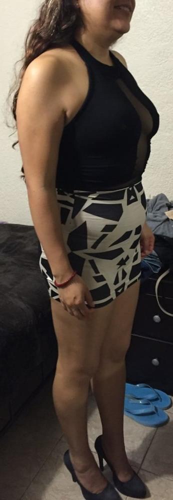 11P Sexy milf