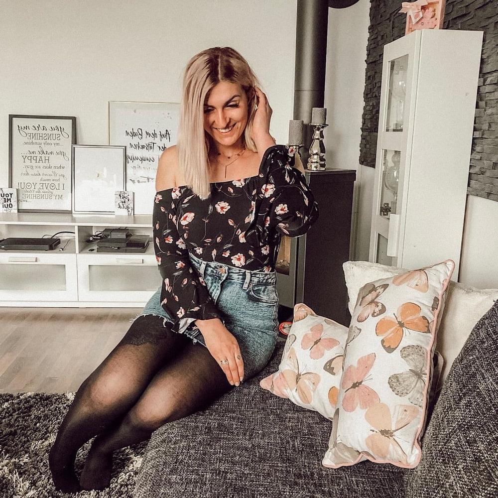 25P Pantyhosed Blonde Tramp Stamp Slut