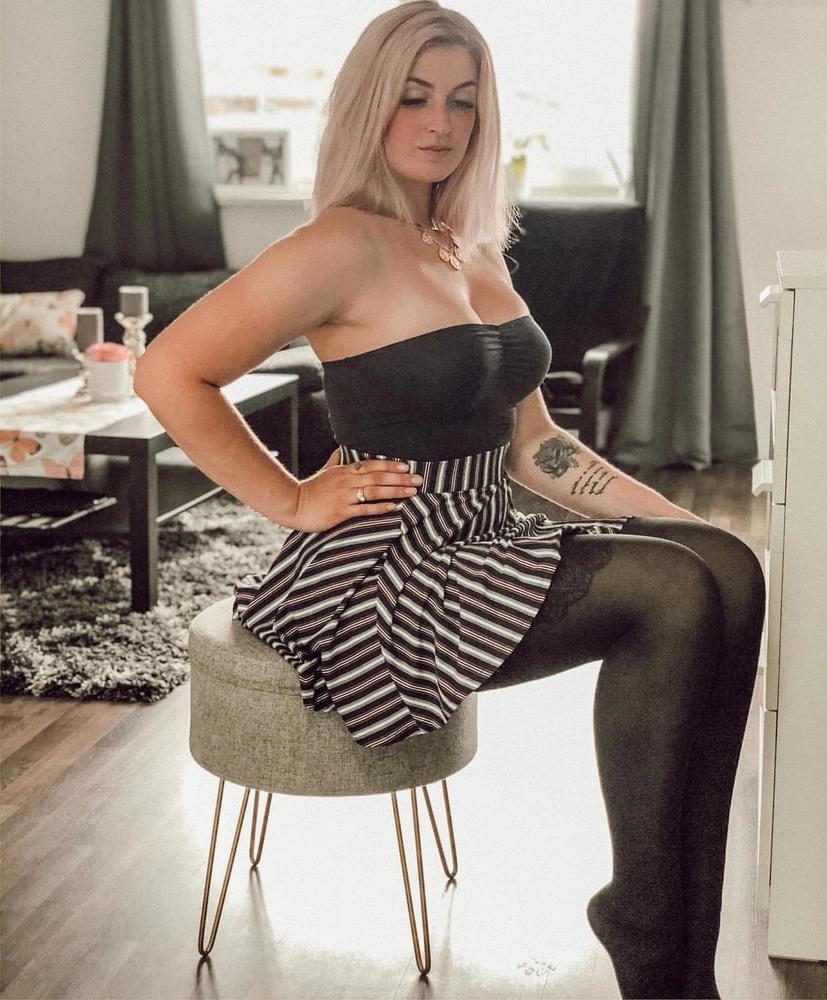 25P Pantyhosed Blonde Tramp Stamp Slut