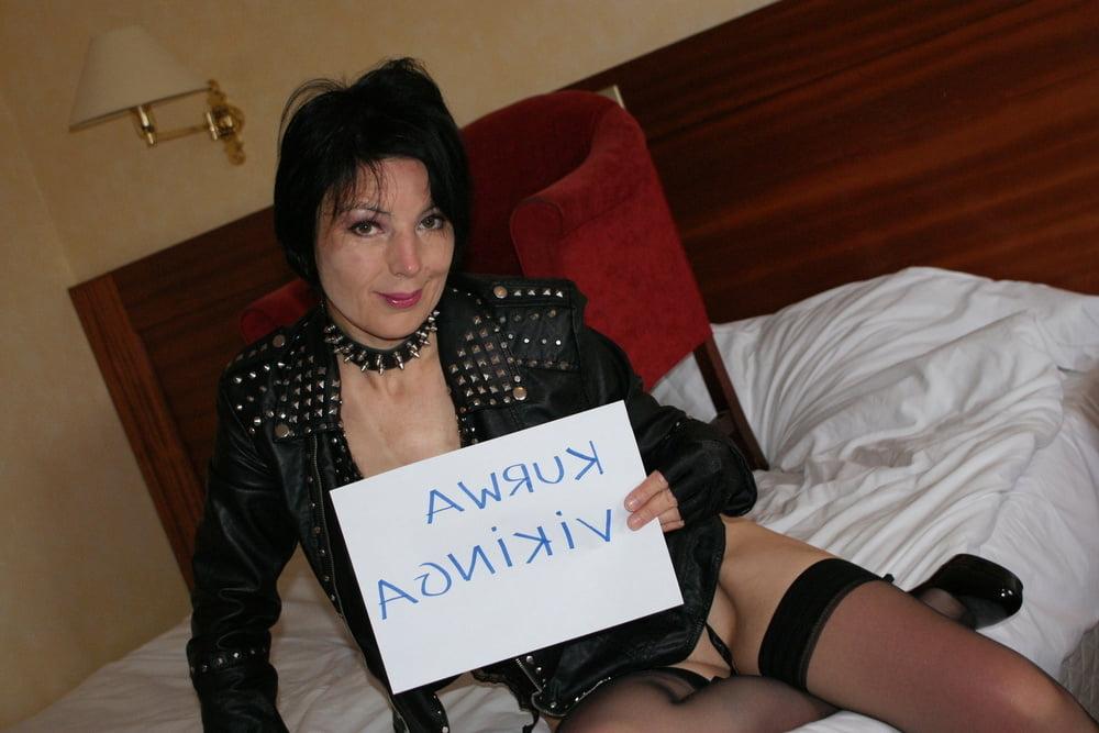 25P Slut reposted and expose