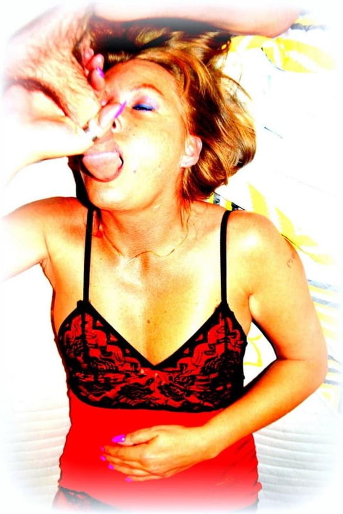 25P Hot USA MILF Blond Mary - Spread, share and expose my picss