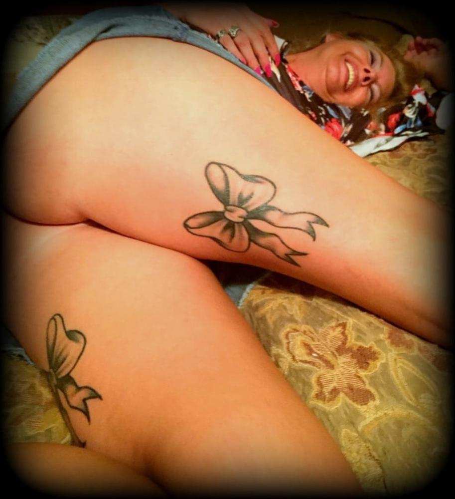 25P Hot USA MILF Blond Mary - Spread, share and expose my picss