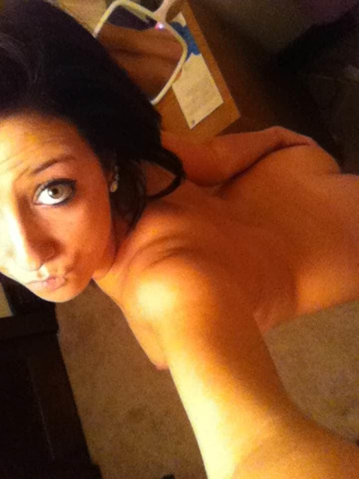 16P Perky Justine