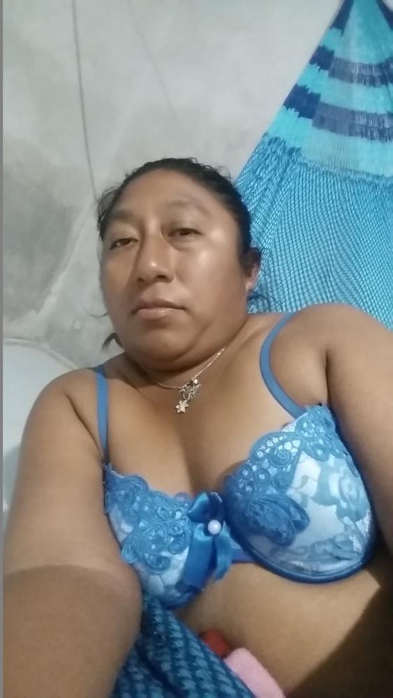 6P campeche morena fea, pero de buena chiche, madurita milf