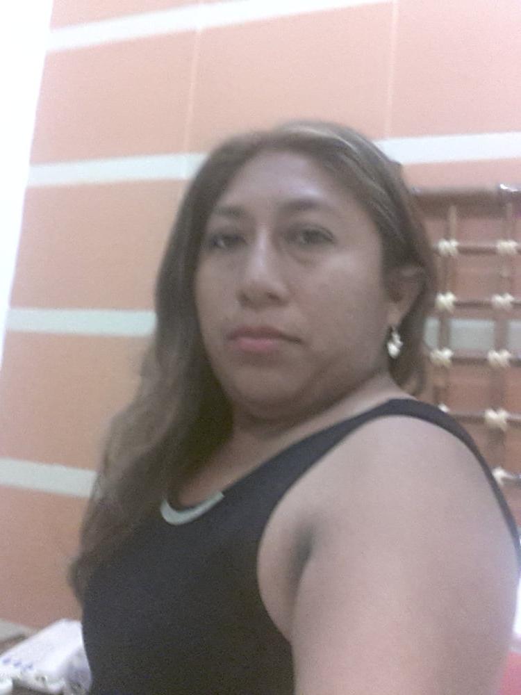 6P campeche morena fea, pero de buena chiche, madurita milf