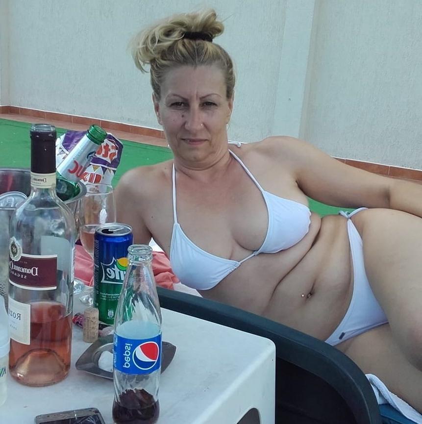 25P Mother Son's Friend Mom MILF