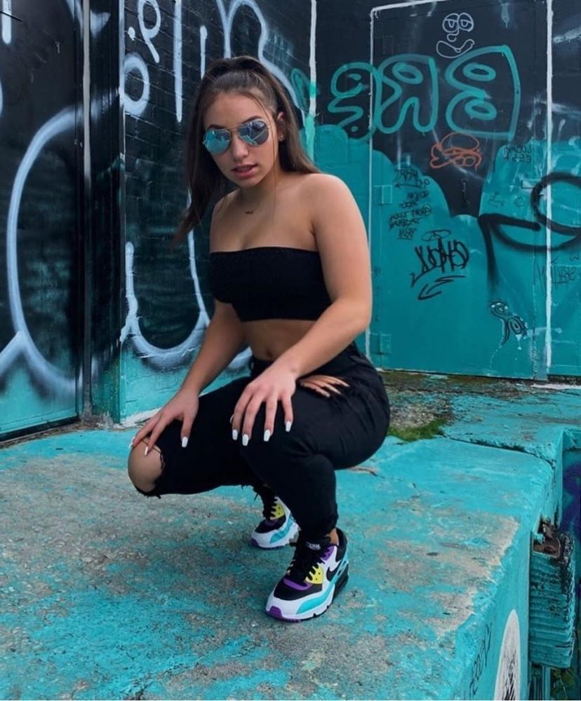 17P Instagram Slut 3