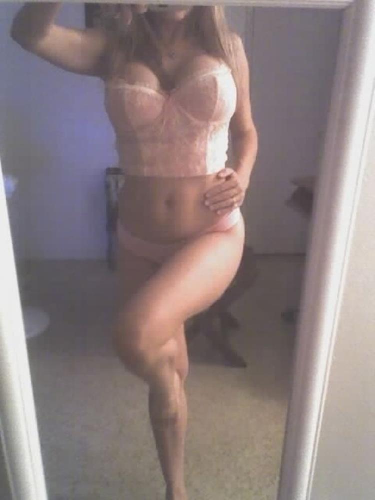 25P Submissive blonde slut