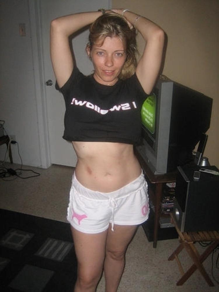 25P Submissive blonde slut