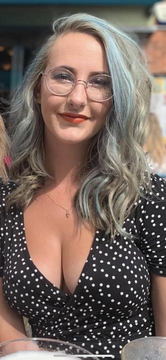 25P Beautiful and Busty MILFs 23