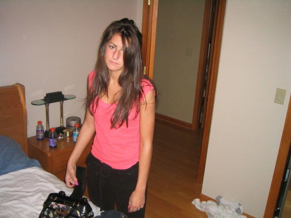 25P BRUNETTE AMATEUR