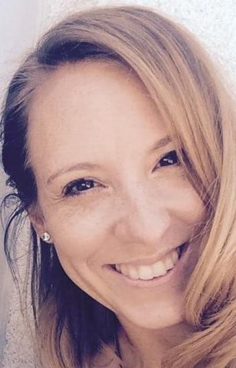 12P Which Hot Milf Gets Your Cum 2