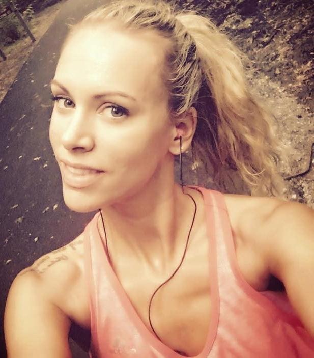 12P Which Hot Milf Gets Your Cum 2