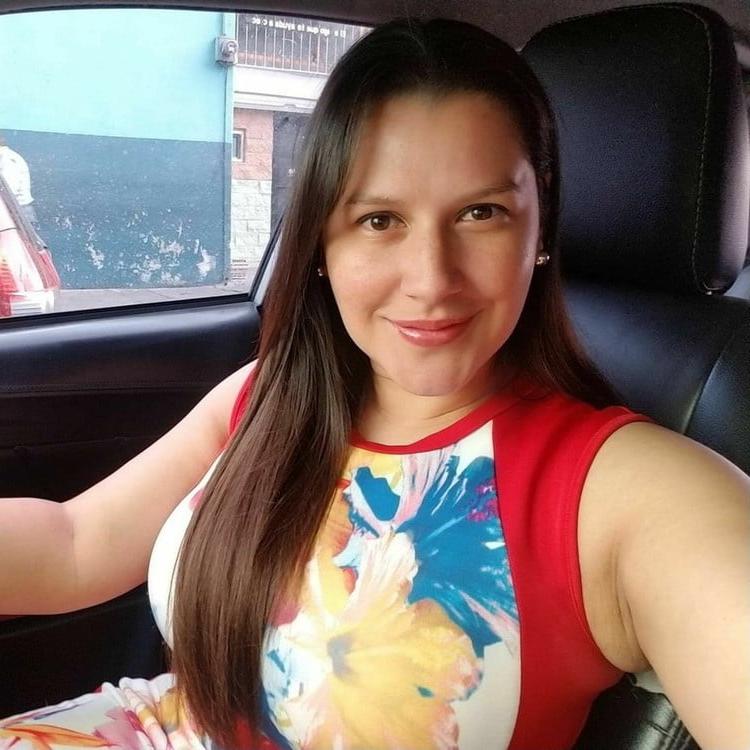 5P MILF LATINA 1