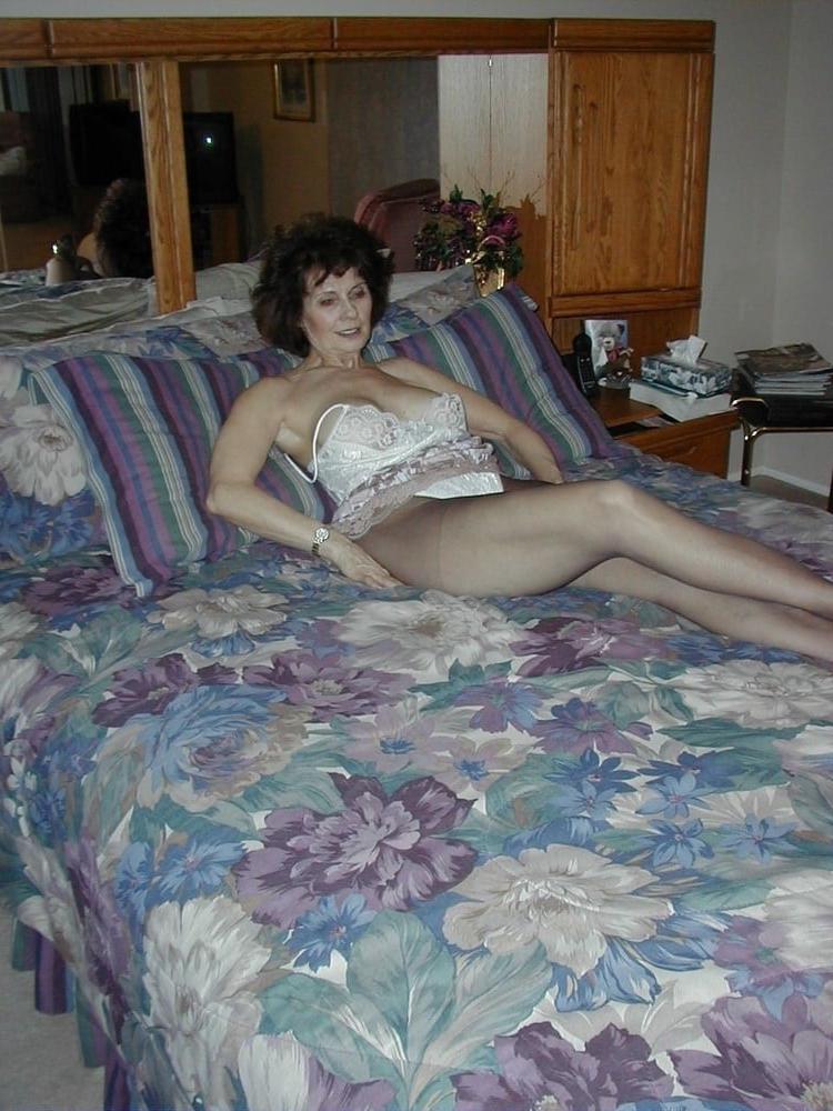25P The Milf Mature and Gilfs Collection 274