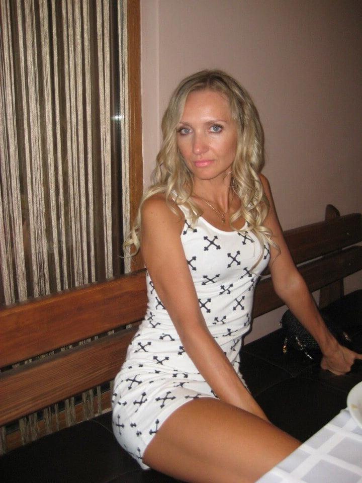 10P Russian Milf Sluts. Russische Milf Schlampen 36