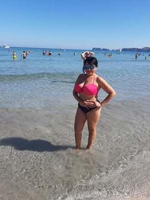 8P Sexy milf slut