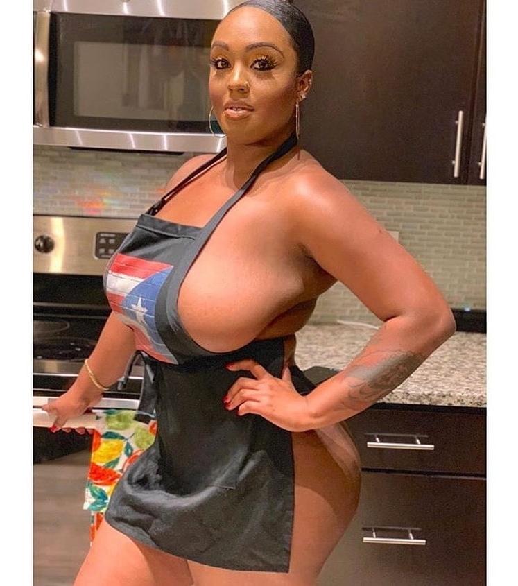 25P Beautiful and Busty MILFs 17