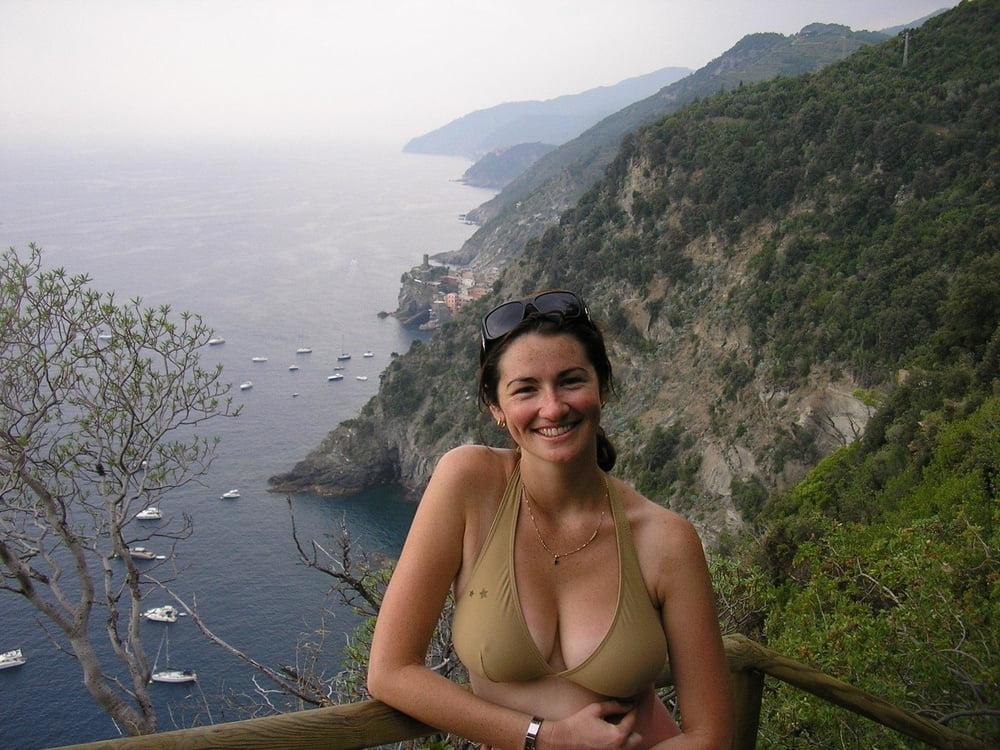 25P Beautiful and Busty MILFs 17
