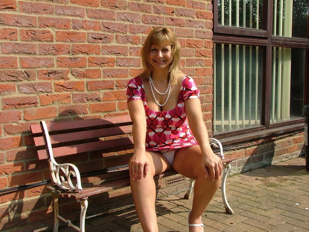 25P The Milf Mature and Gilfs Collection 209