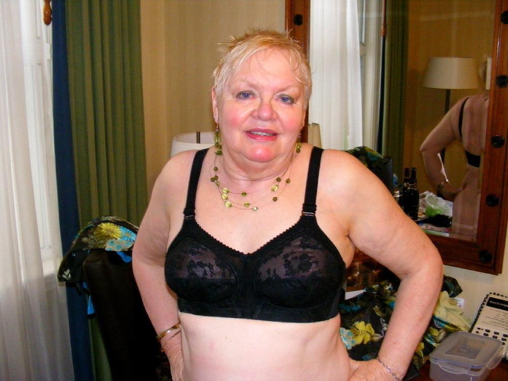 25P The Milf Mature and Gilfs Collection 265