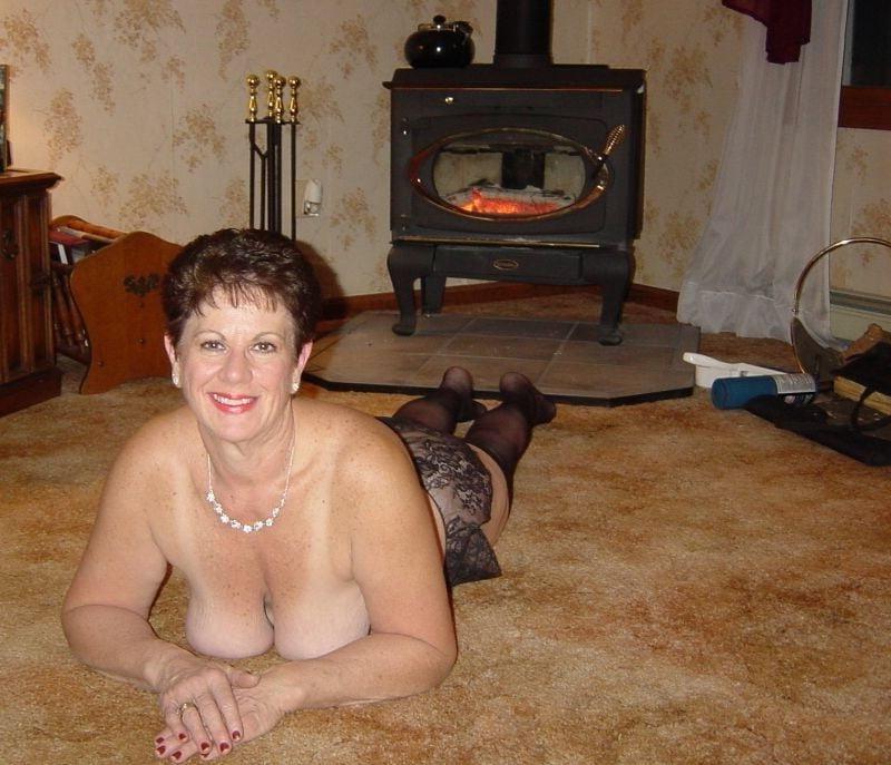 25P Sexy milf
