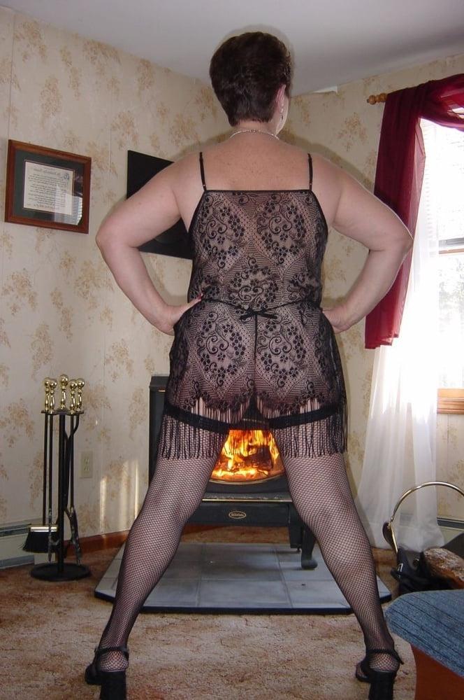 25P Sexy milf