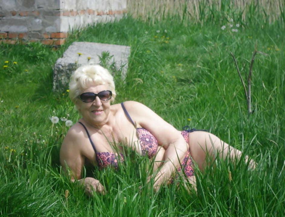 25P The Milf Mature and Gilfs Collection 245