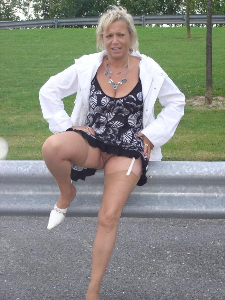 25P The Milf Mature and Gilfs Collection 223