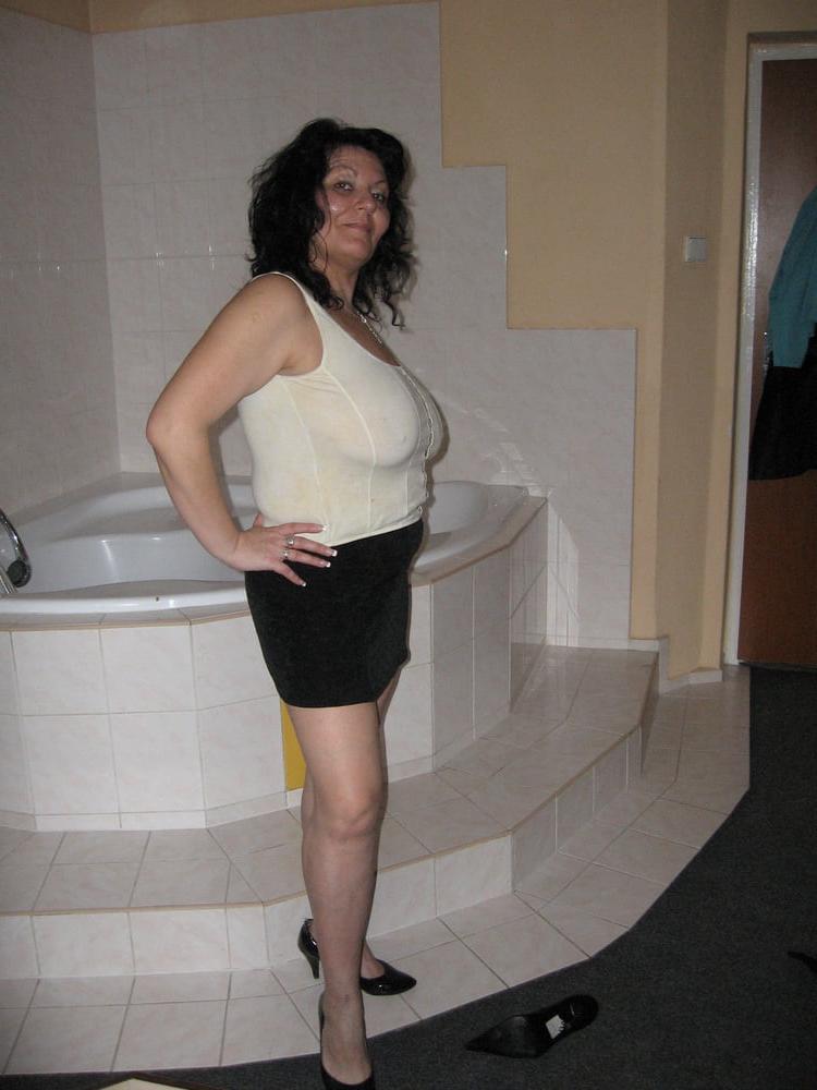 25P The Milf Mature and Gilfs Collection 168