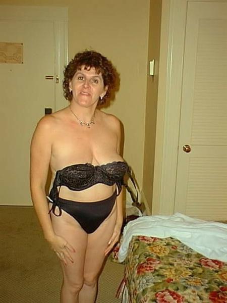25P The Milf Mature and Gilfs Collection 212