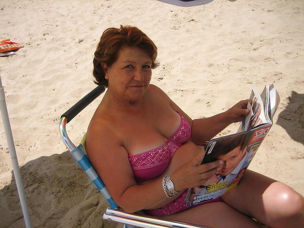 25P Die MILF Mature and Gilfs Collection 182
