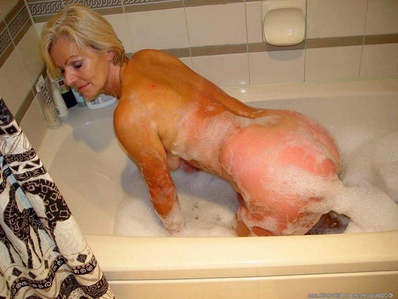 25P Milf Justine 3
