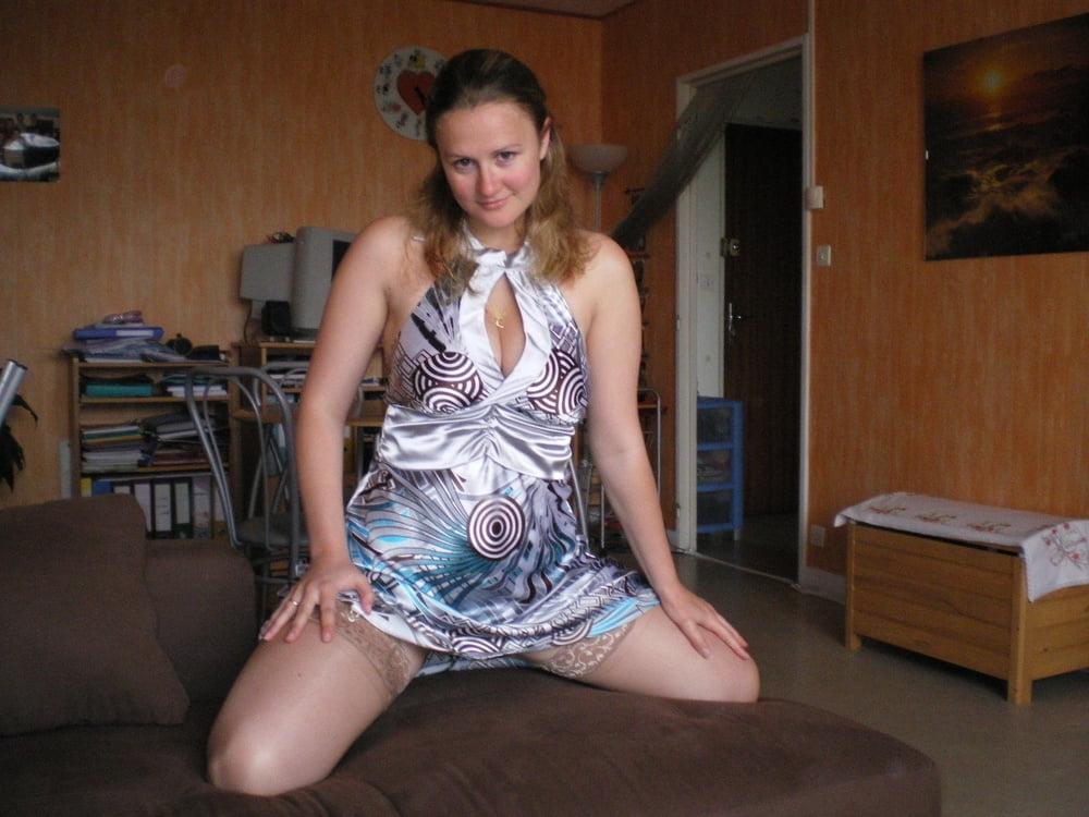 25P Beautiful and Busty MILFs 14